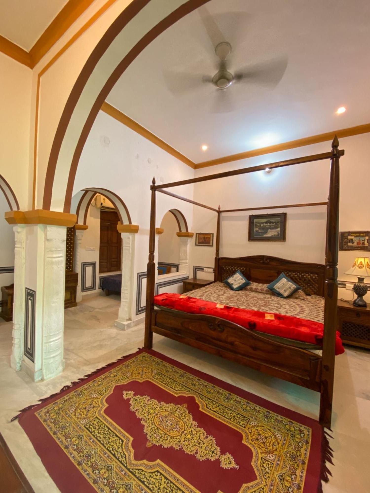 Hotel Mandawa Haveli Exterior photo