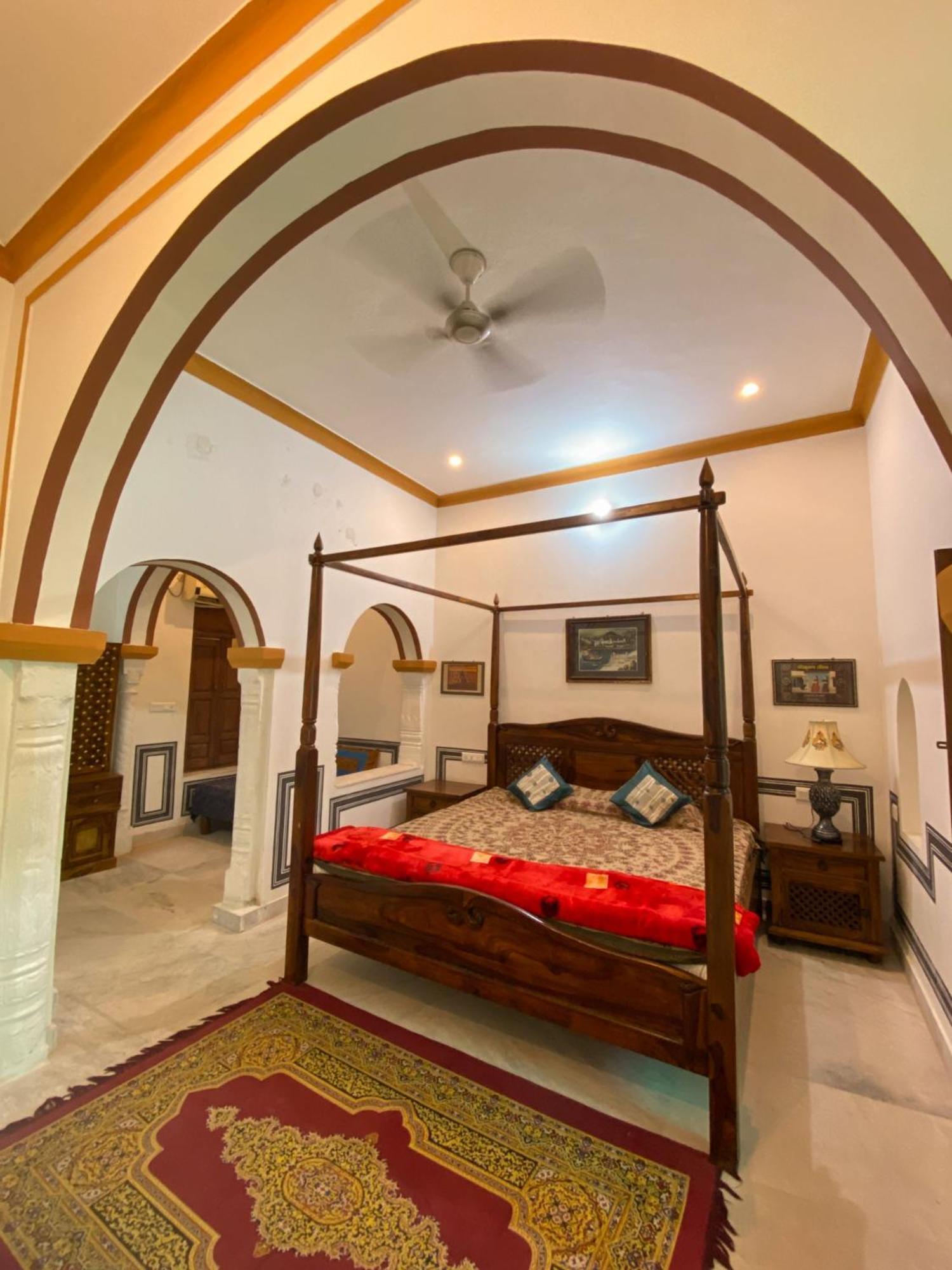 Hotel Mandawa Haveli Exterior photo